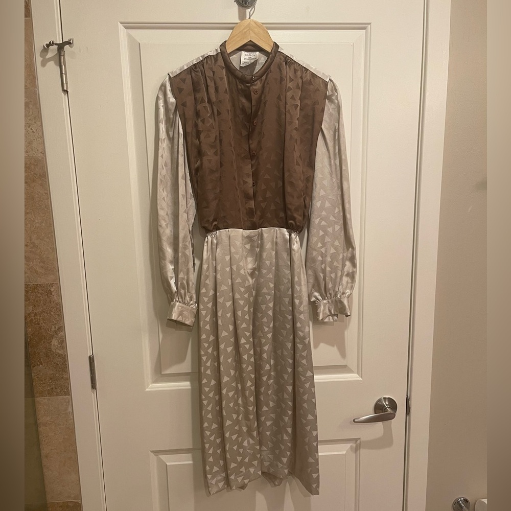 Vintage 100% Silk Long-Sleeved Dress